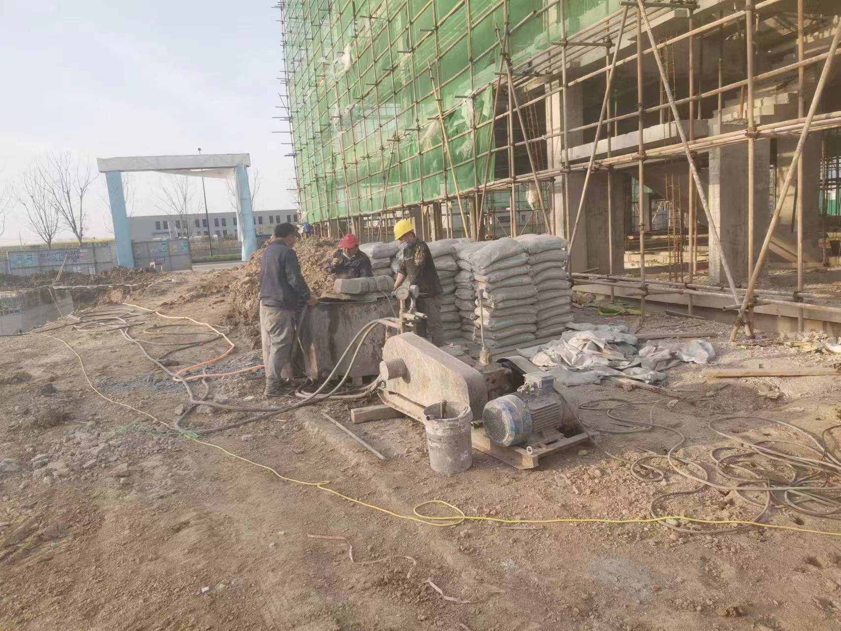 于洪别墅下沉注浆